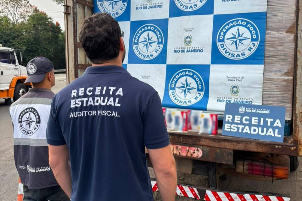 R$ 536 mil em combustíveis e sabão em pó são apreendidos em Nhangapi e Levy Gasparian
